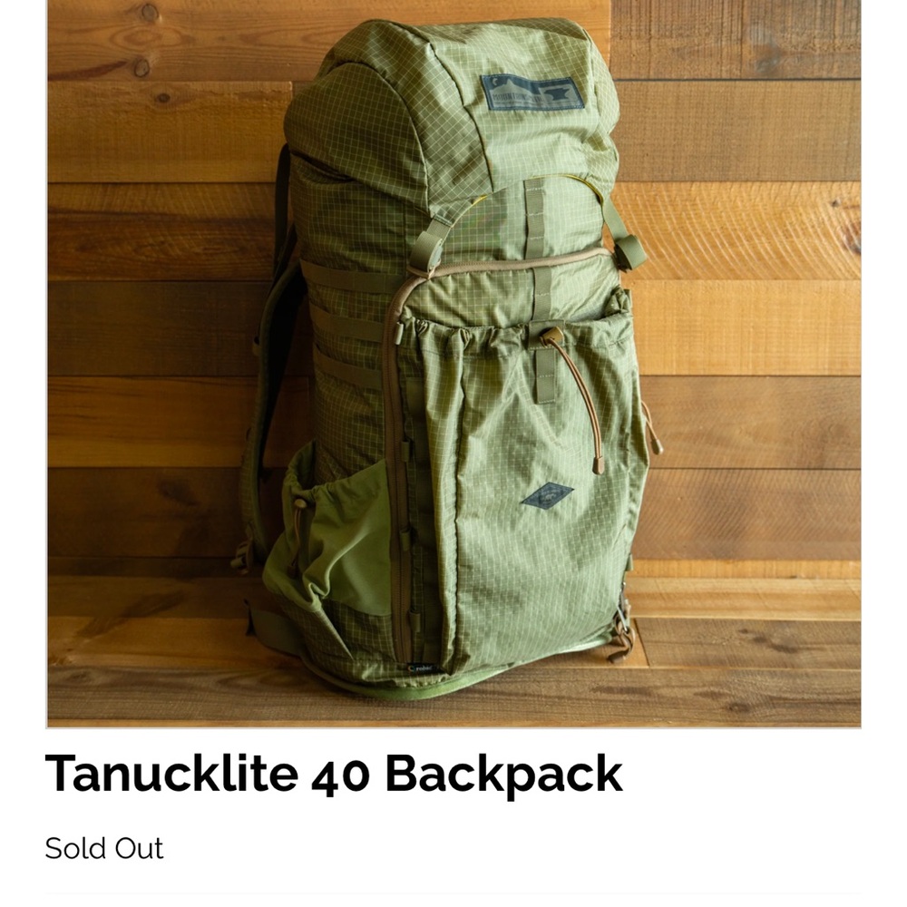 Mountiansmith Tanuck Lite 40L for photographers and hikers alike